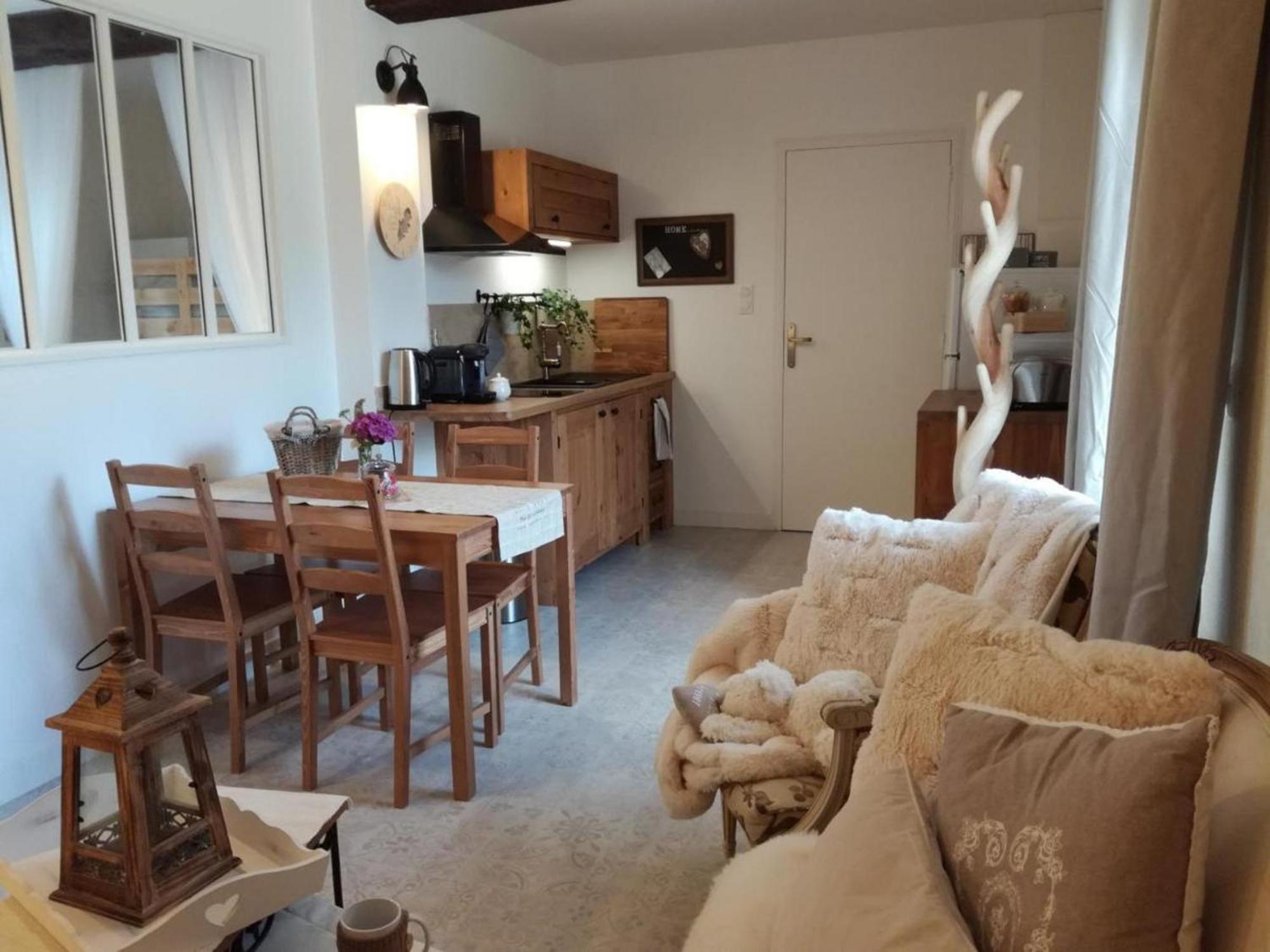 Manoir De La Guignardiere - Charme Et Douceur Chavagne Exterior foto