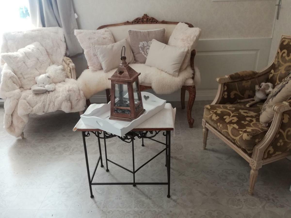 Manoir De La Guignardiere - Charme Et Douceur Chavagne Exterior foto
